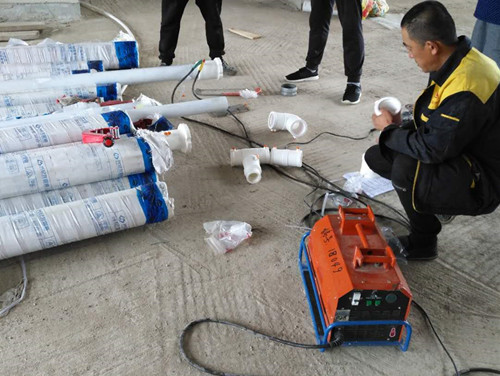 鋁合金襯塑PE-RT電熔施工現(xiàn)場(chǎng)