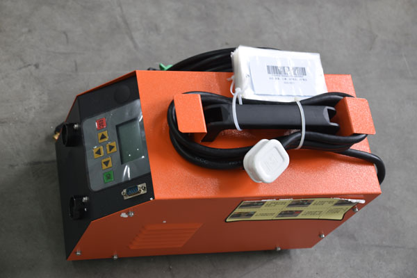 “興紀(jì)龍管道”專用智能化掃描焊機